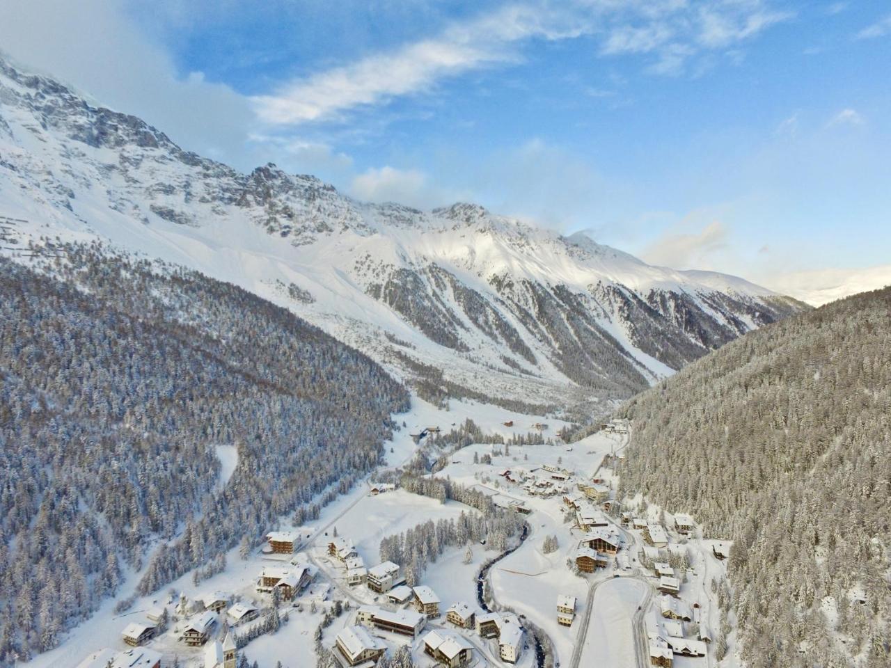 Bed & Breakfast Hostel Nives Sulden Exteriör bild